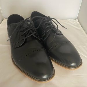 Stacy Adams black dress shoes
